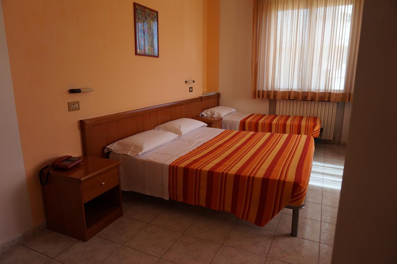 Hotel San Marco Pesaro Zewnętrze zdjęcie
